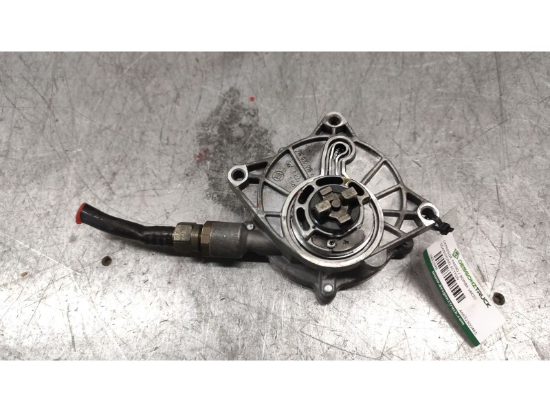 Recambio de depresor freno / bomba vacio para ssangyong actyon 200 xdi referencia OEM IAM A6652300465  