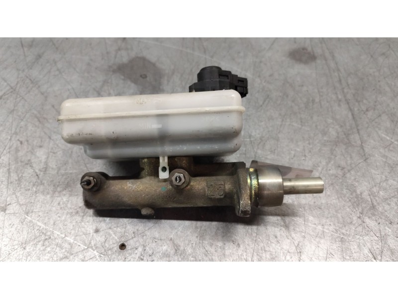 Recambio de bomba freno para iveco daily iv caja/chasis 35c15 referencia OEM IAM 210279996216  