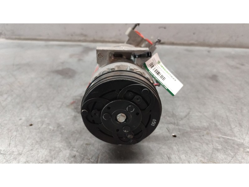 Recambio de compresor aire acondicionado para dacia sandero ii 1.2 referencia OEM IAM 926006775RA  