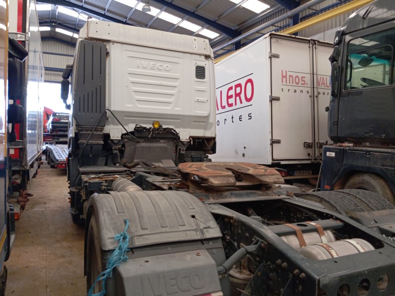 iveco stralis (ad/at) del año 2008