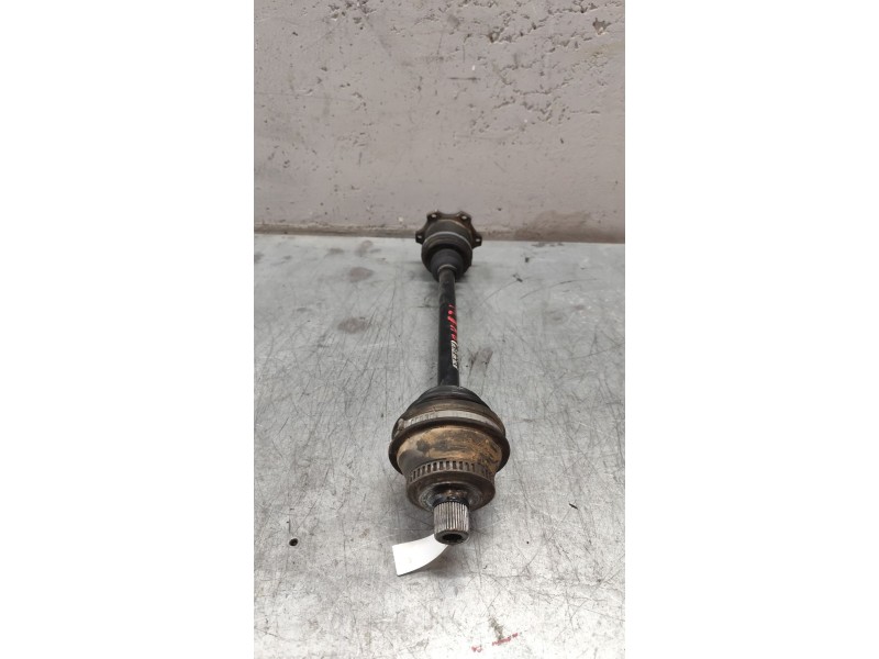 Recambio de transmision delantera izquierda para volkswagen passat b5.5 (3b3) 1.9 tdi referencia OEM IAM 8D0407271DF  