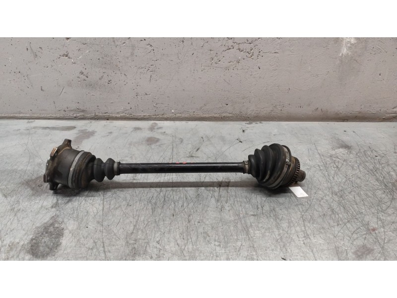 Recambio de transmision delantera izquierda para volkswagen passat b5.5 (3b3) 1.9 tdi referencia OEM IAM 8D0407271DF  