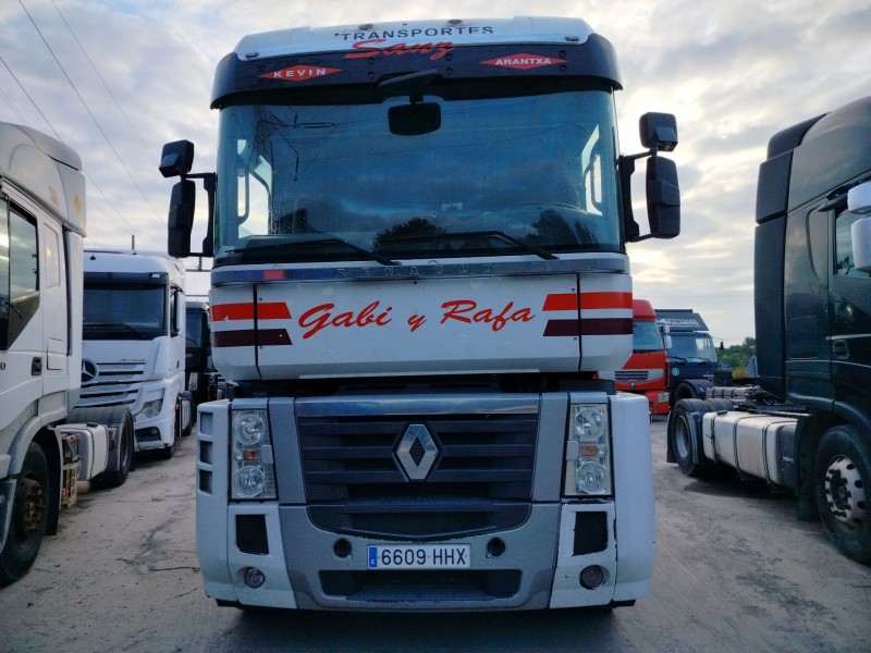 renault magnum ab 2005 del año 2005