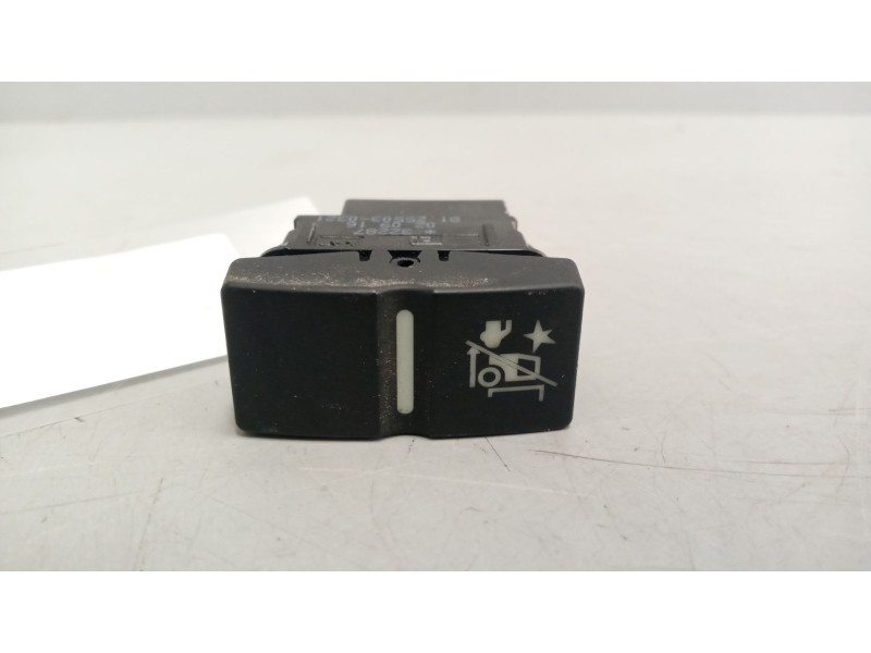 Recambio de interruptor para man tgs referencia OEM IAM 81255030321  
