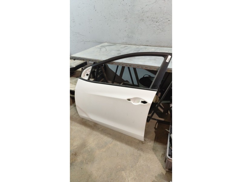 Recambio de puerta delantera izquierda para hyundai i30 (gd) 1.6 crdi referencia OEM IAM   