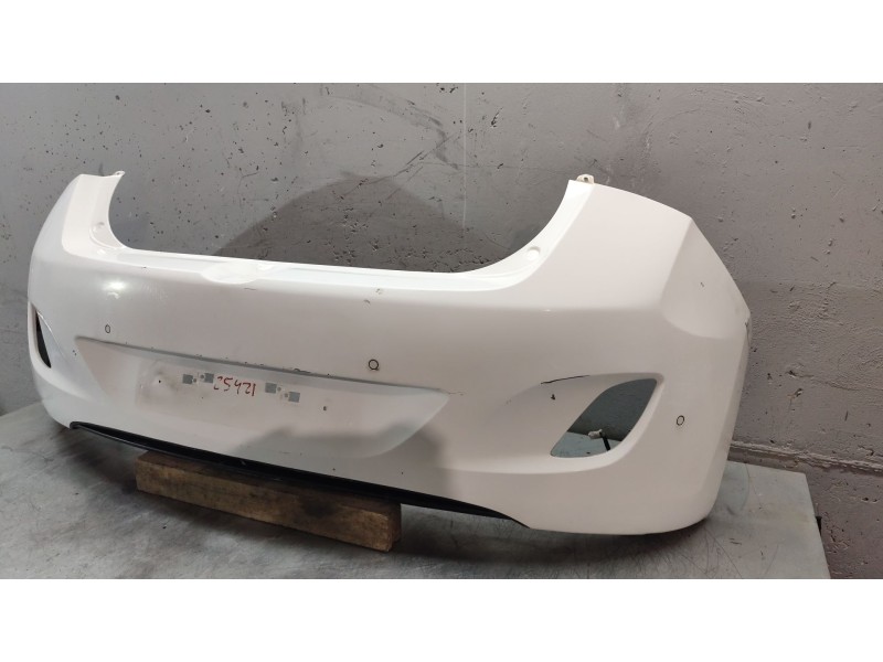 Recambio de paragolpes trasero para hyundai i30 (gd) 1.6 crdi referencia OEM IAM   