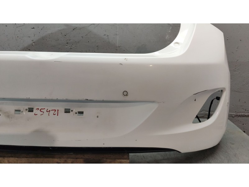 Recambio de paragolpes trasero para hyundai i30 (gd) 1.6 crdi referencia OEM IAM   