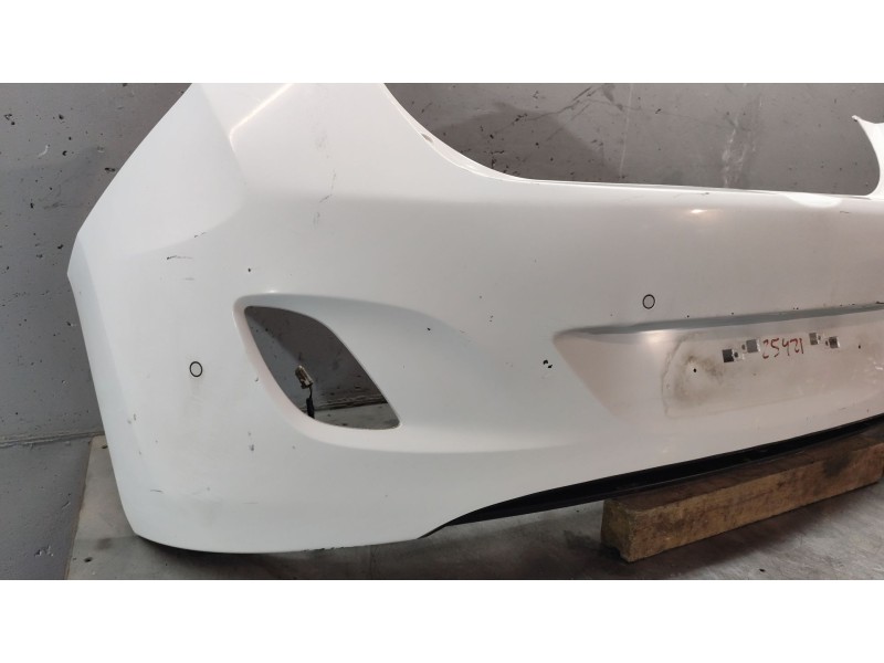 Recambio de paragolpes trasero para hyundai i30 (gd) 1.6 crdi referencia OEM IAM   