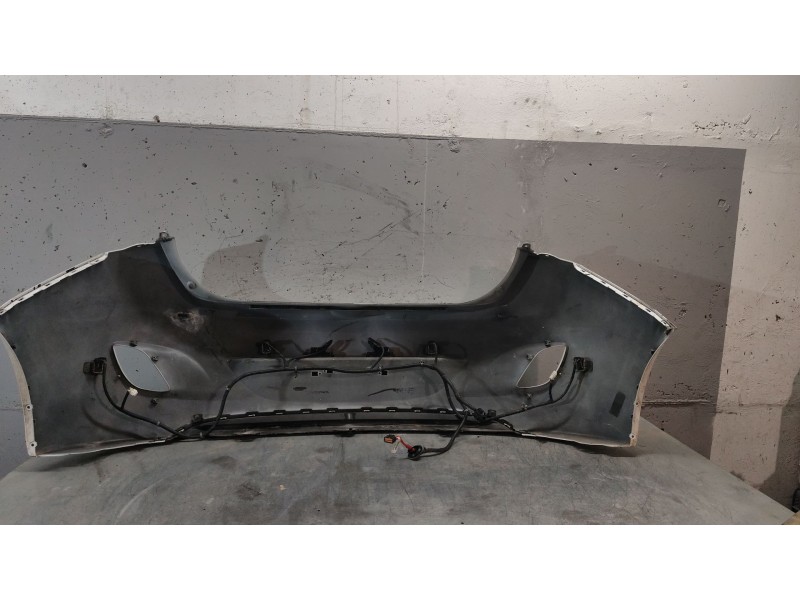 Recambio de paragolpes trasero para hyundai i30 (gd) 1.6 crdi referencia OEM IAM   