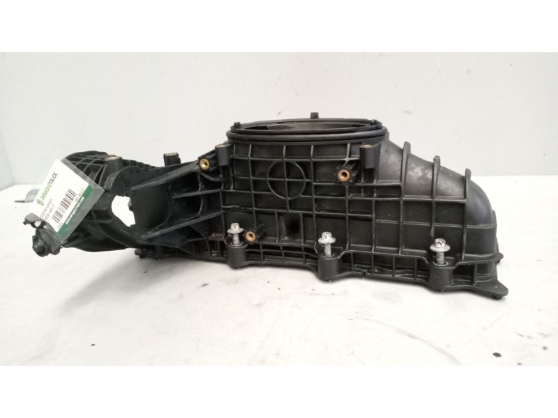 Recambio de colector admision para riocar march 07 referencia OEM IAM A6510903037  