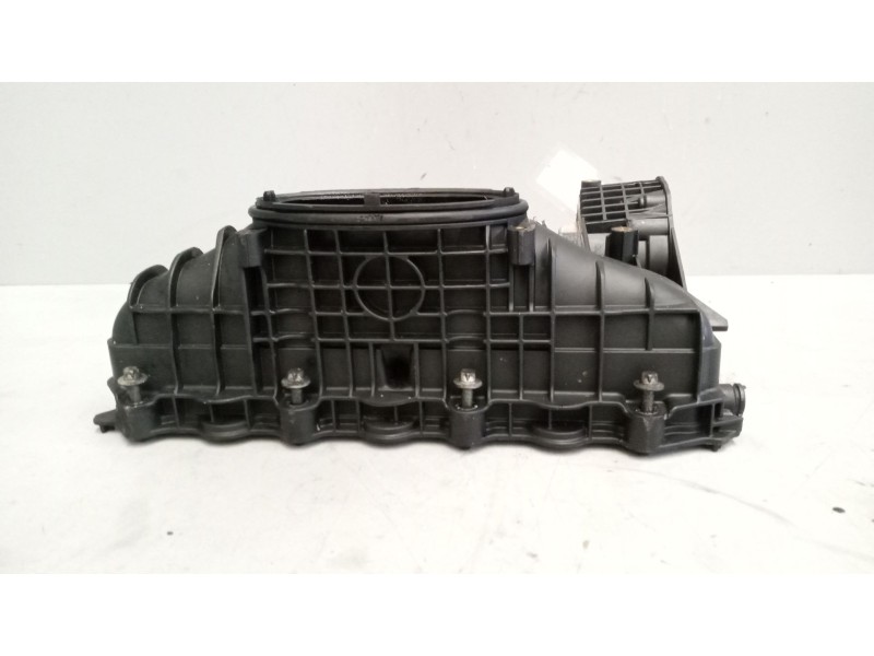 Recambio de colector admision para riocar march 07 referencia OEM IAM A6510903037  
