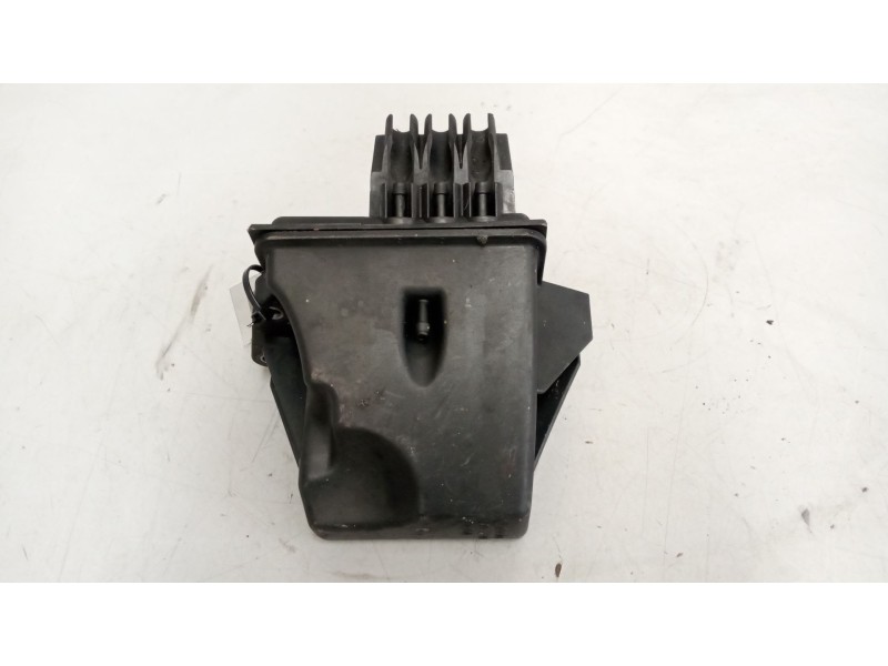 Recambio de acumulador de vacio para riocar march 07 referencia OEM IAM A6510700168  