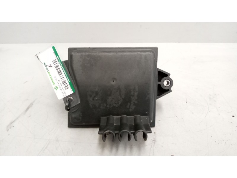 Recambio de acumulador de vacio para riocar march 07 referencia OEM IAM A6510700168  