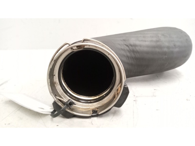 Recambio de tubo para riocar march 07 referencia OEM IAM A9065283782  