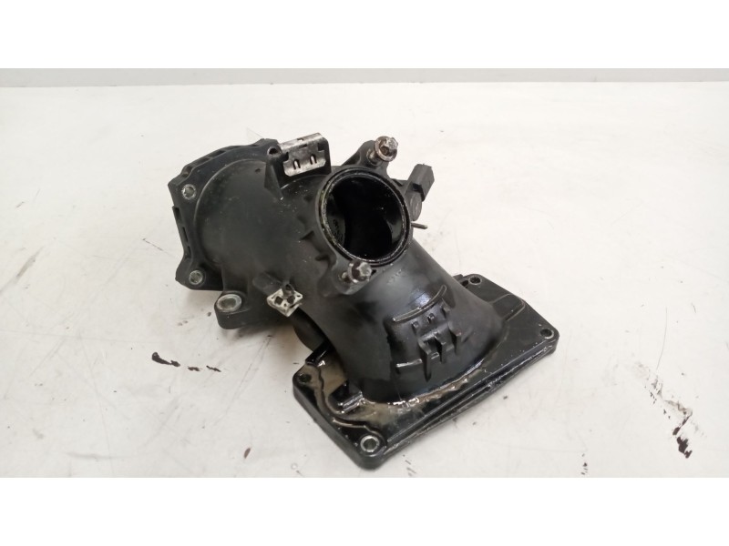 Recambio de tubo admision para riocar march 07 referencia OEM IAM A6510900028  