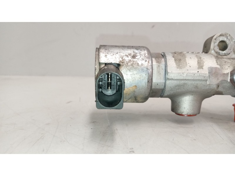 Recambio de rampa inyectora para riocar march 07 referencia OEM IAM A6510700495  