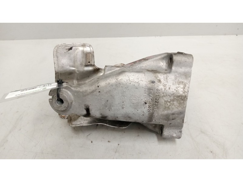 Recambio de soporte motor para riocar march 07 referencia OEM IAM A6512231804  