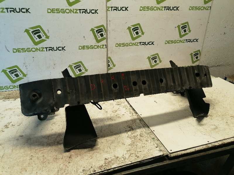 Recambio de refuerzo paragolpes delantero para ford focus berlina (cap) ambiente (d) referencia OEM IAM   