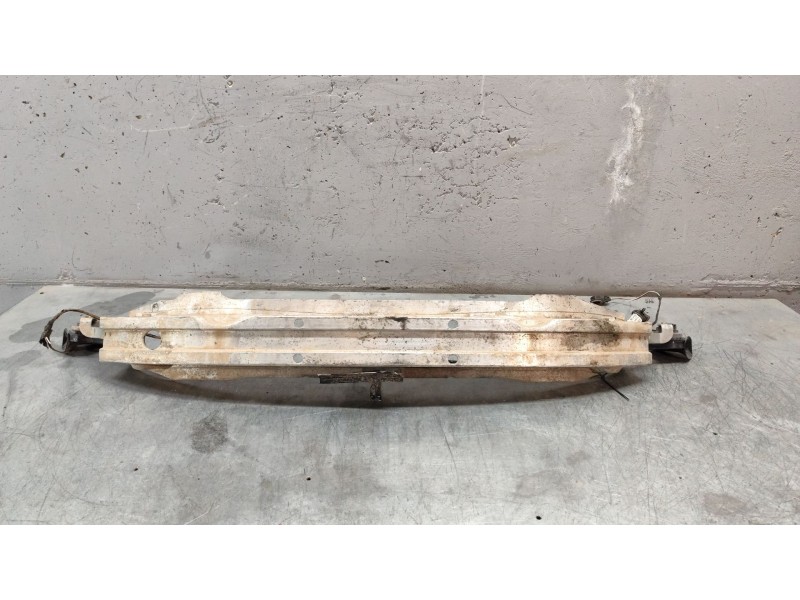 Recambio de refuerzo paragolpes delantero para audi a4 berlina (8e) referencia OEM IAM   