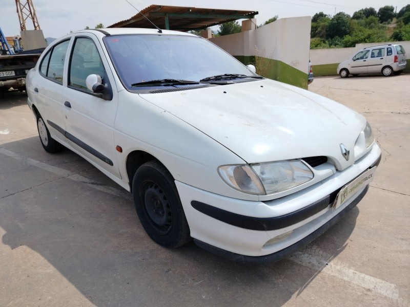 renault megane i classic (la0) del año 1998