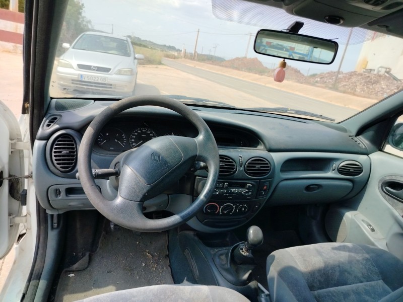 renault megane i classic (la0) del año 1998