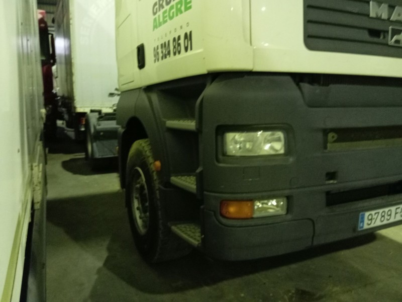 man tg - a 18.xxx del año 2000