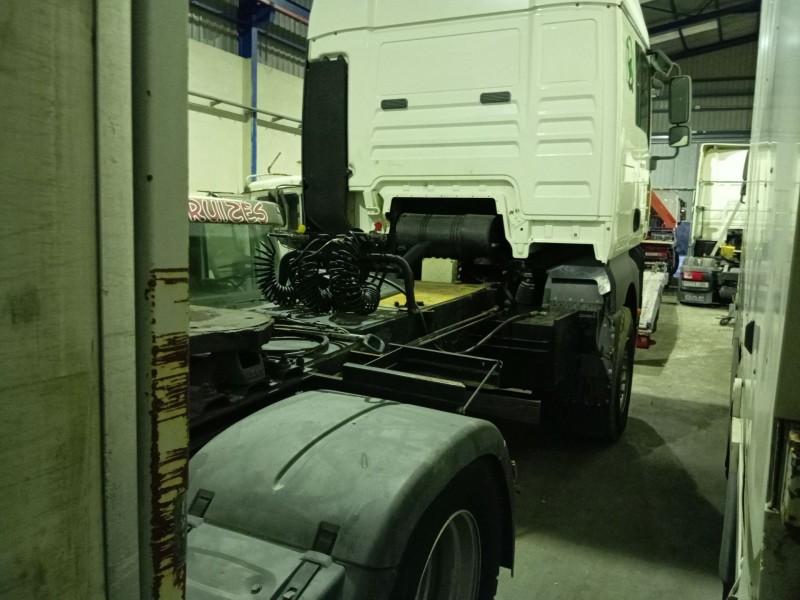 man tg - a 18.xxx del año 2000