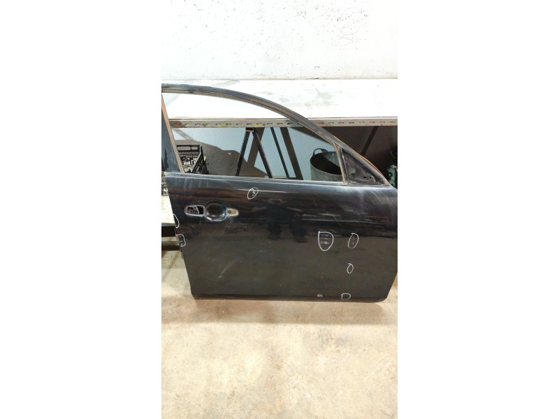 Recambio de puerta delantera derecha para mazda 3 berlina (bk) 1.6 crdt active referencia OEM IAM   