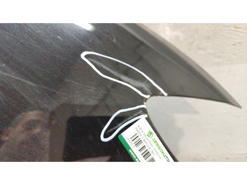 Recambio de aleta delantera derecha para mazda 3 berlina (bk) 1.6 crdt active referencia OEM IAM   