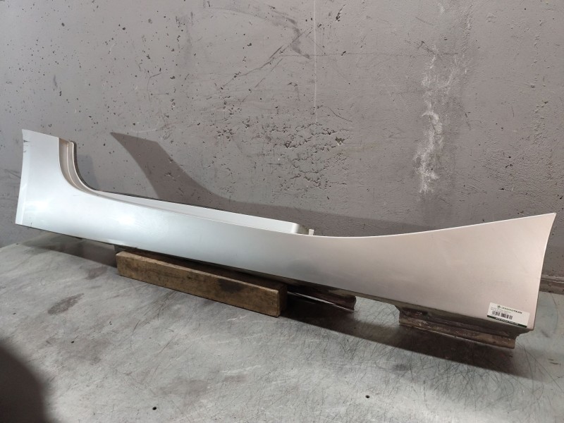 Recambio de faldon lateral para bmw z4 roadster (e85) 2.0 i referencia OEM IAM   