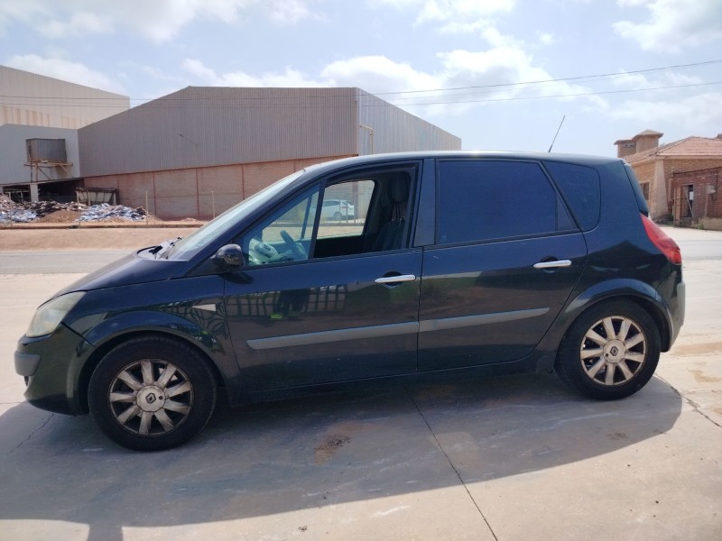 renault scenic ii del año 2007