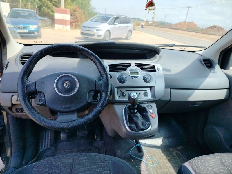 renault scenic ii del año 2007