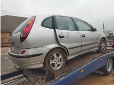 nissan almera tino (v10) del año 2005
