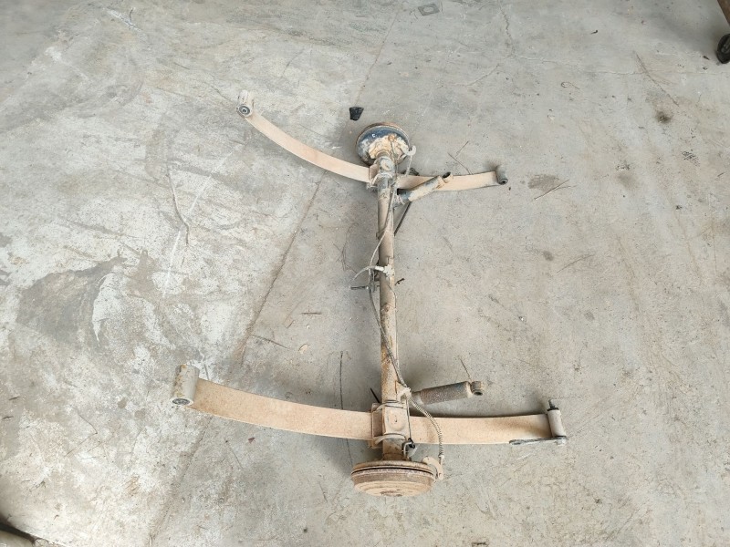 Recambio de eje trasero para seat marbella 0.9 referencia OEM IAM   