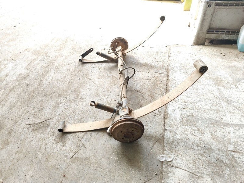 Recambio de eje trasero para seat marbella 0.9 referencia OEM IAM   