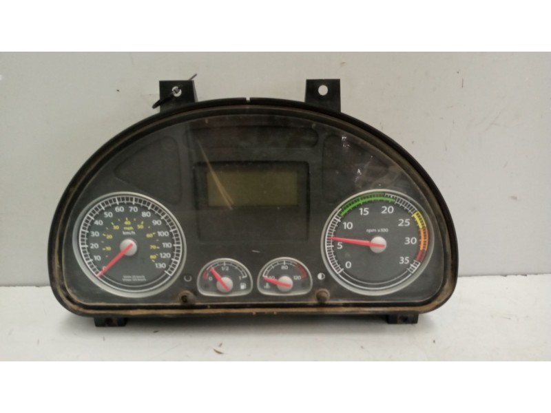 Recambio de cuadro instrumentos para iveco eurocargo 05.03  fg 75 e larga distancia referencia OEM IAM 5801405211  