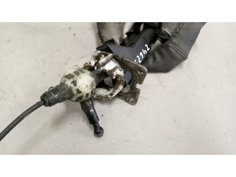 Recambio de palanca cambio para iveco eurocargo 05.03  fg 75 e larga distancia referencia OEM IAM 504089275  