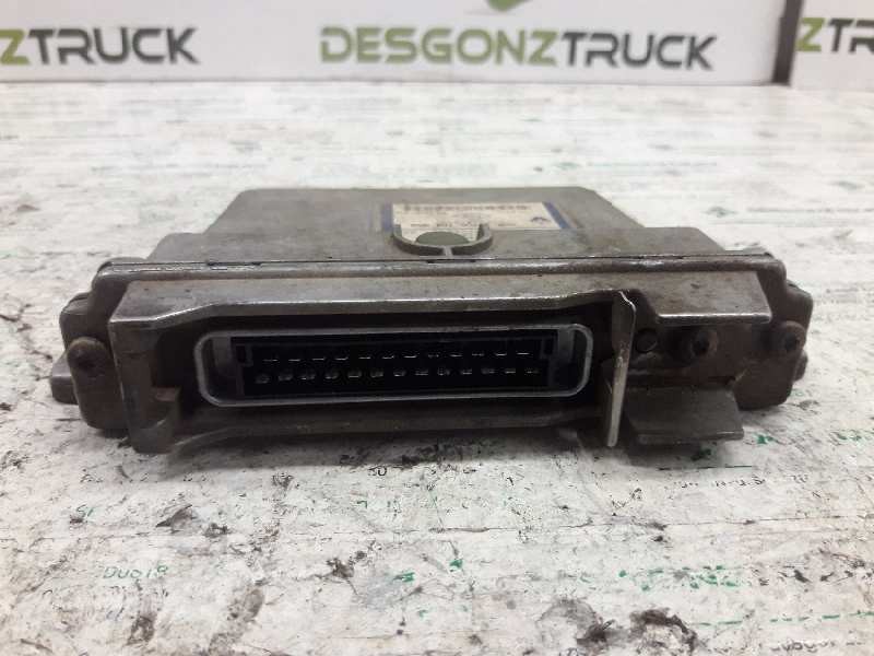 Recambio de centralita motor uce para renault kangoo (f/kc0) alize referencia OEM IAM 7700104956 7700111206 R04080012H