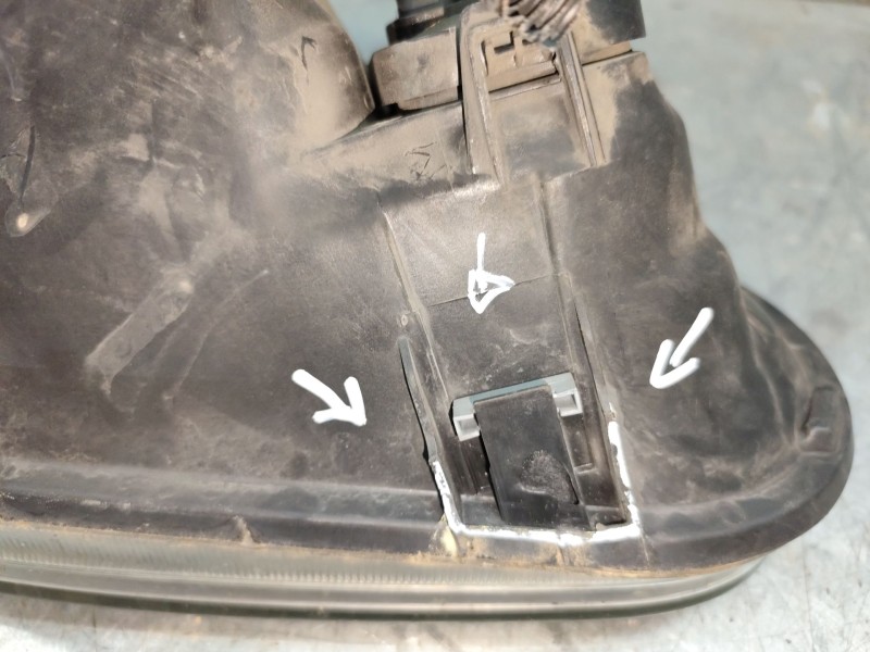 Recambio de piloto delantero izquierdo para volkswagen golf iv berlina (1j1) 1.9 tdi referencia OEM IAM 1j1941017b  