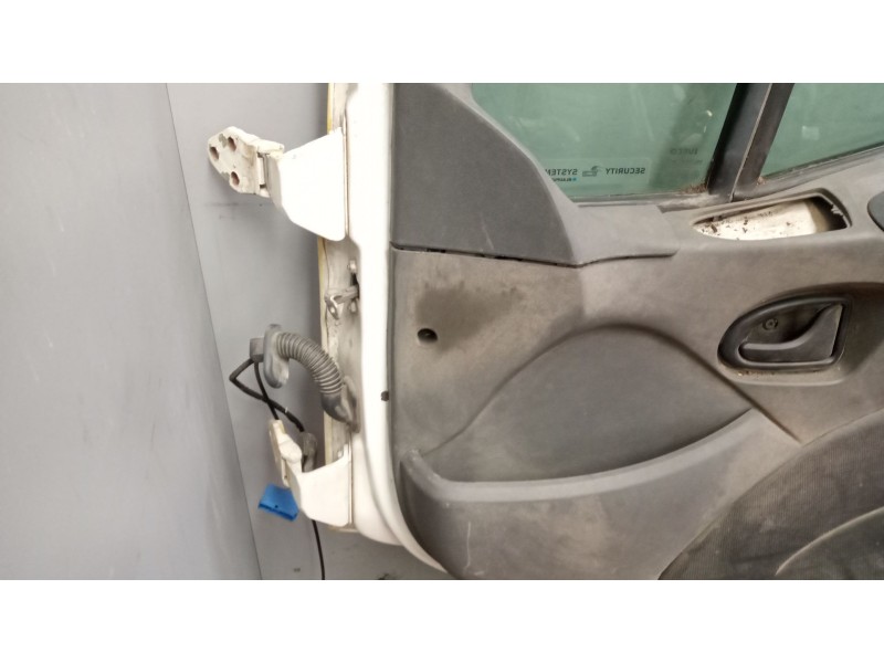 Recambio de puerta delantera derecha para iveco daily iv caja/chasis 35c15 referencia OEM IAM 99460120  