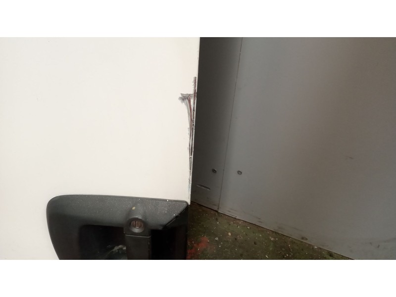 Recambio de puerta delantera izquierda para man tgx 18.xxx fg / 4x2 bl xl referencia OEM IAM 81626004129  