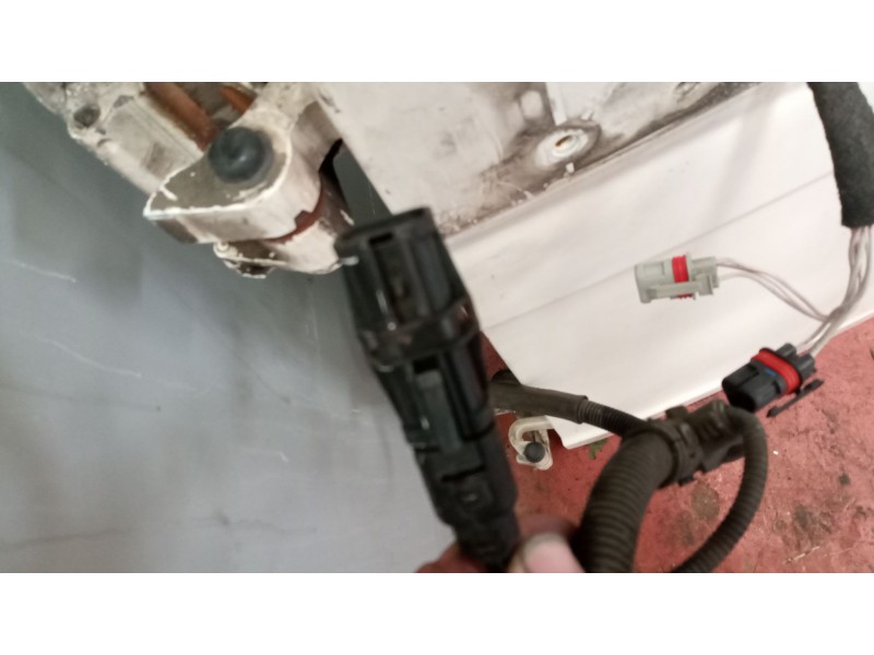 Recambio de puerta delantera izquierda para man tgx 18.xxx fg / 4x2 bl xl referencia OEM IAM 81626004129  