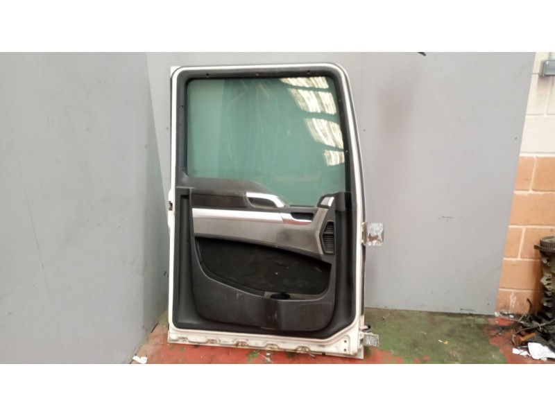 Recambio de puerta delantera izquierda para man tgx 18.xxx fg / 4x2 bl xl referencia OEM IAM 81626004129  