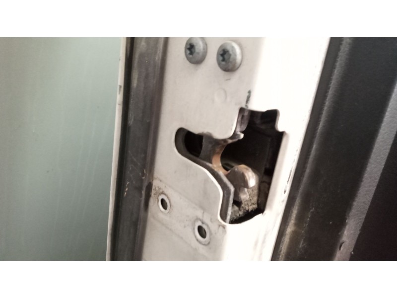 Recambio de puerta delantera izquierda para man tgx 18.xxx fg / 4x2 bl xl referencia OEM IAM 81626004129  