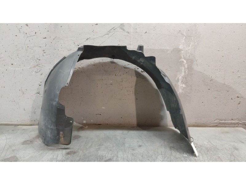 Recambio de paso de rueda delantero derecho para seat exeo (3r2) 2.0 tdi referencia OEM IAM 8E0821172  