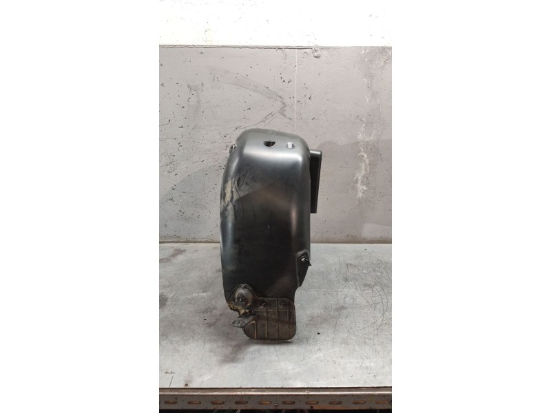 Recambio de paso de rueda trasero derecho para skoda scala (nw1) 1.5 tsi referencia OEM IAM 657810970  