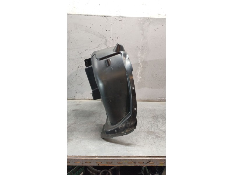 Recambio de paso de rueda trasero derecho para skoda scala (nw1) 1.5 tsi referencia OEM IAM 657810970  