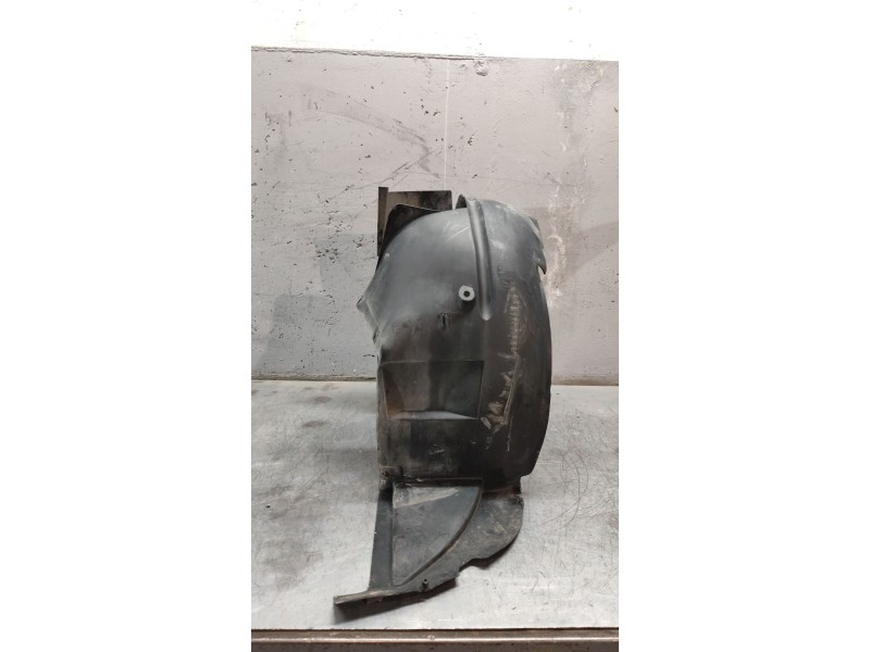 Recambio de paso de rueda delantero izquierdo para citroën xsara picasso 2.0 hdi referencia OEM IAM 9631481980  