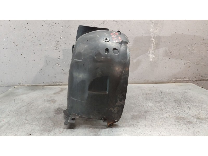 Recambio de paso de rueda delantero izquierdo para citroën c4 i (lc_) 1.6 hdi referencia OEM IAM 9646881080  