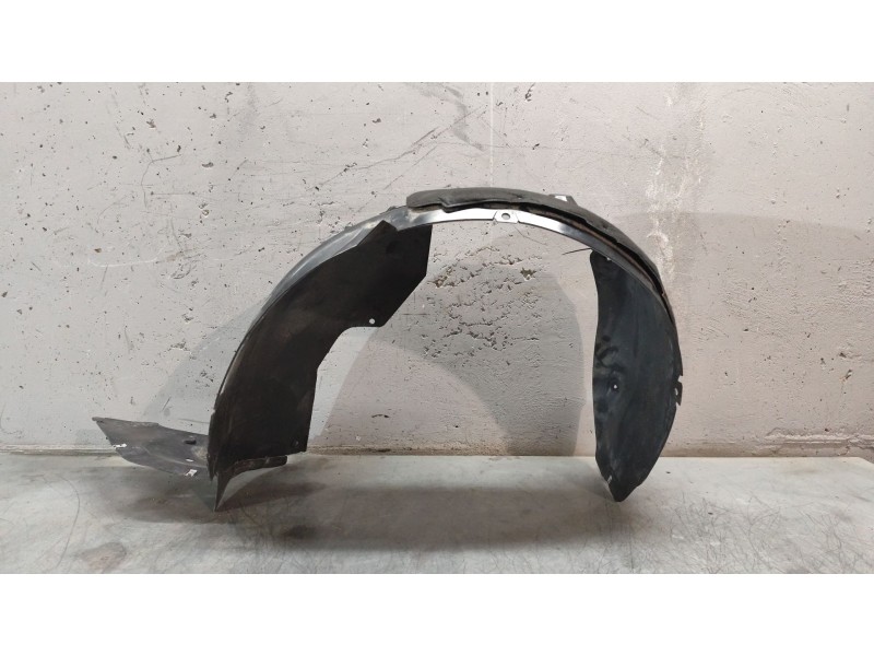 Recambio de paso de rueda delantero izquierdo para mg mg zs suv 1.5 vti referencia OEM IAM 1105323  